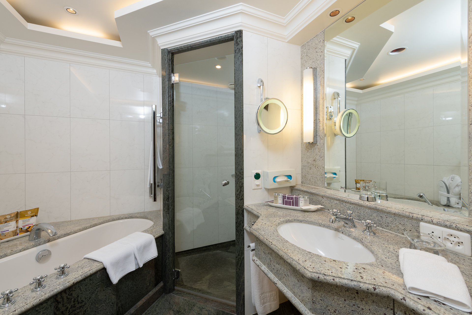 Suvretta House by null