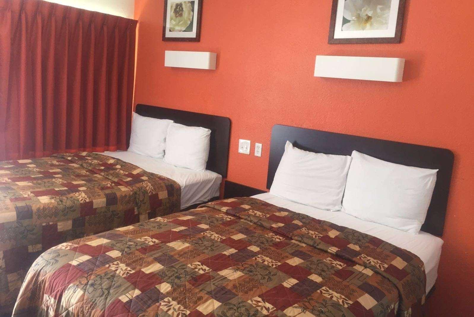 Travelodge By Wyndham Sacramento Convention Center