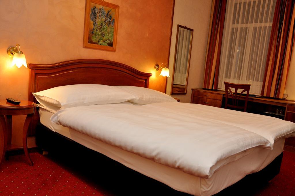 Hotel Soldanella by null