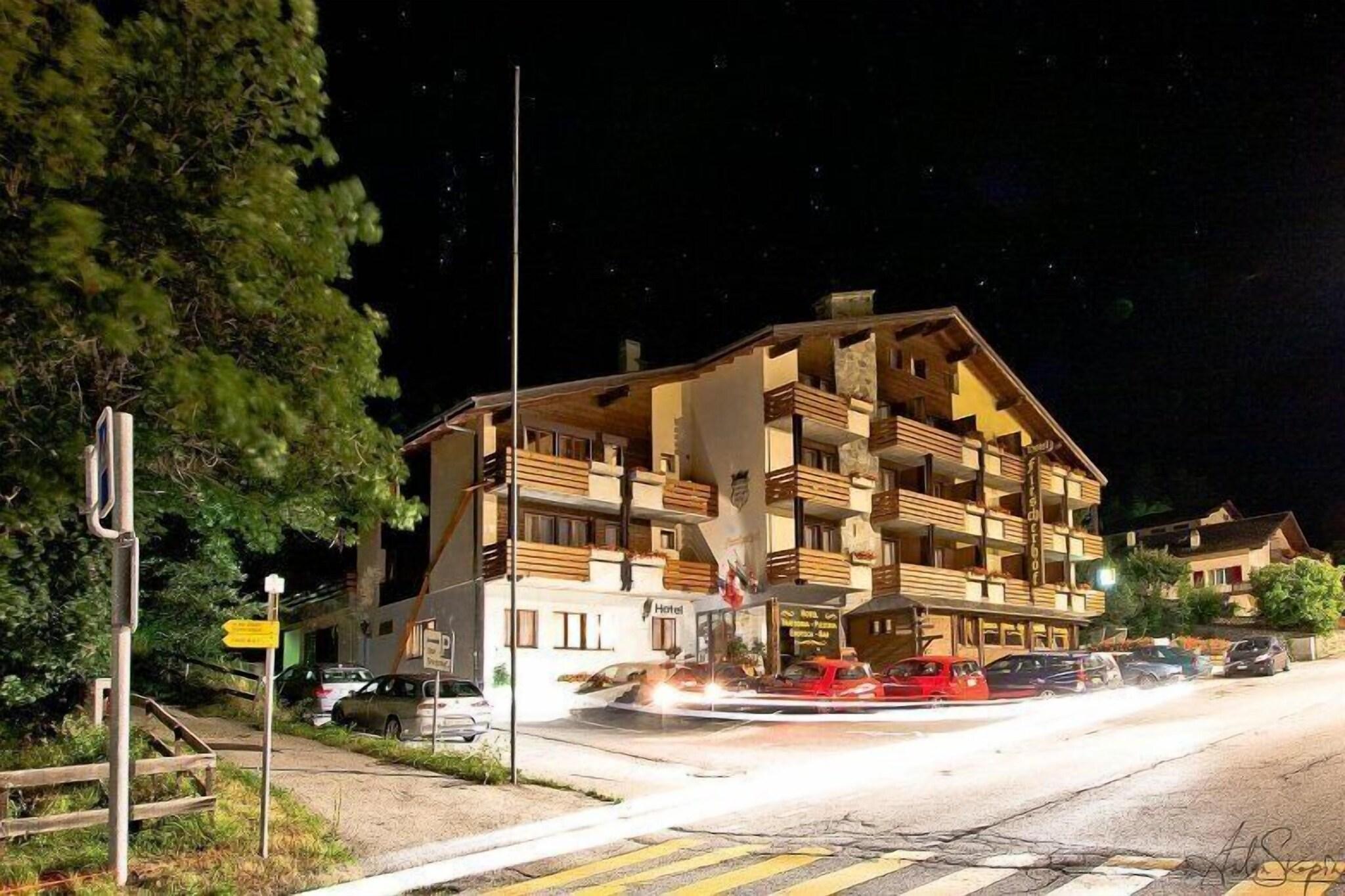 Hotel Restaurant Fiescherhof by null