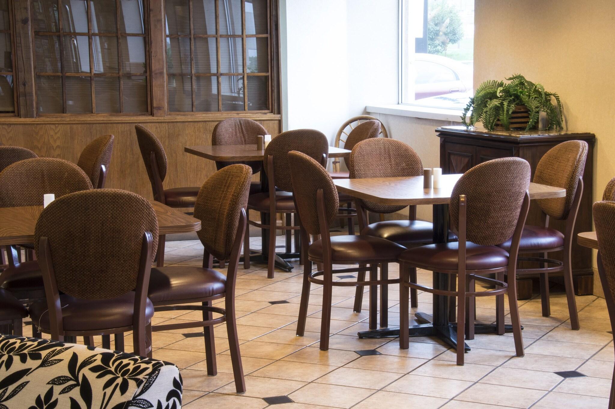 Lamplighter Inn and Suites North