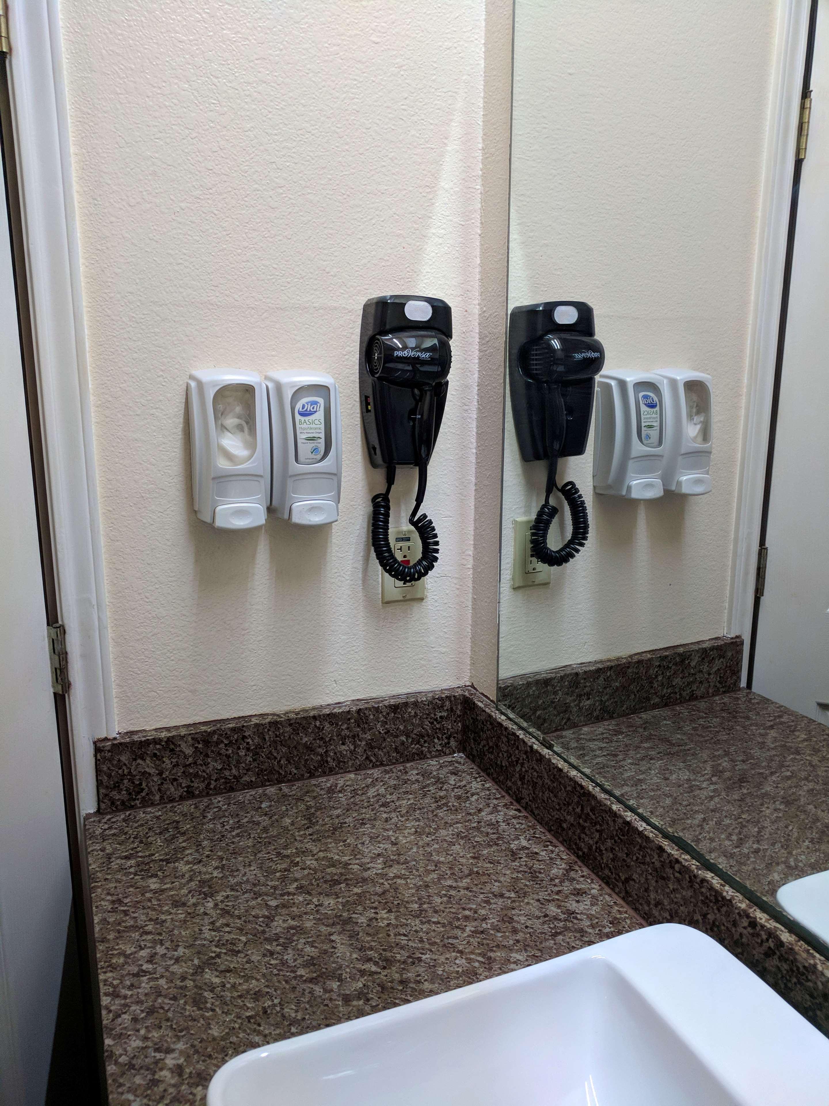 Americas Best Value Inn Brownsville