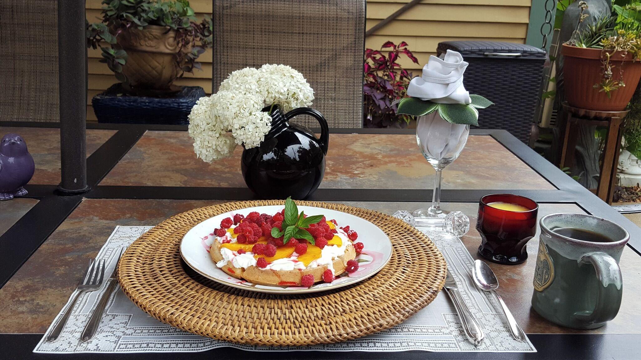 The Queen, A Victorian Bed & Breakfast