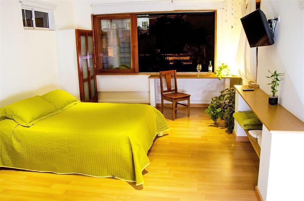 Casa Verde Hotel