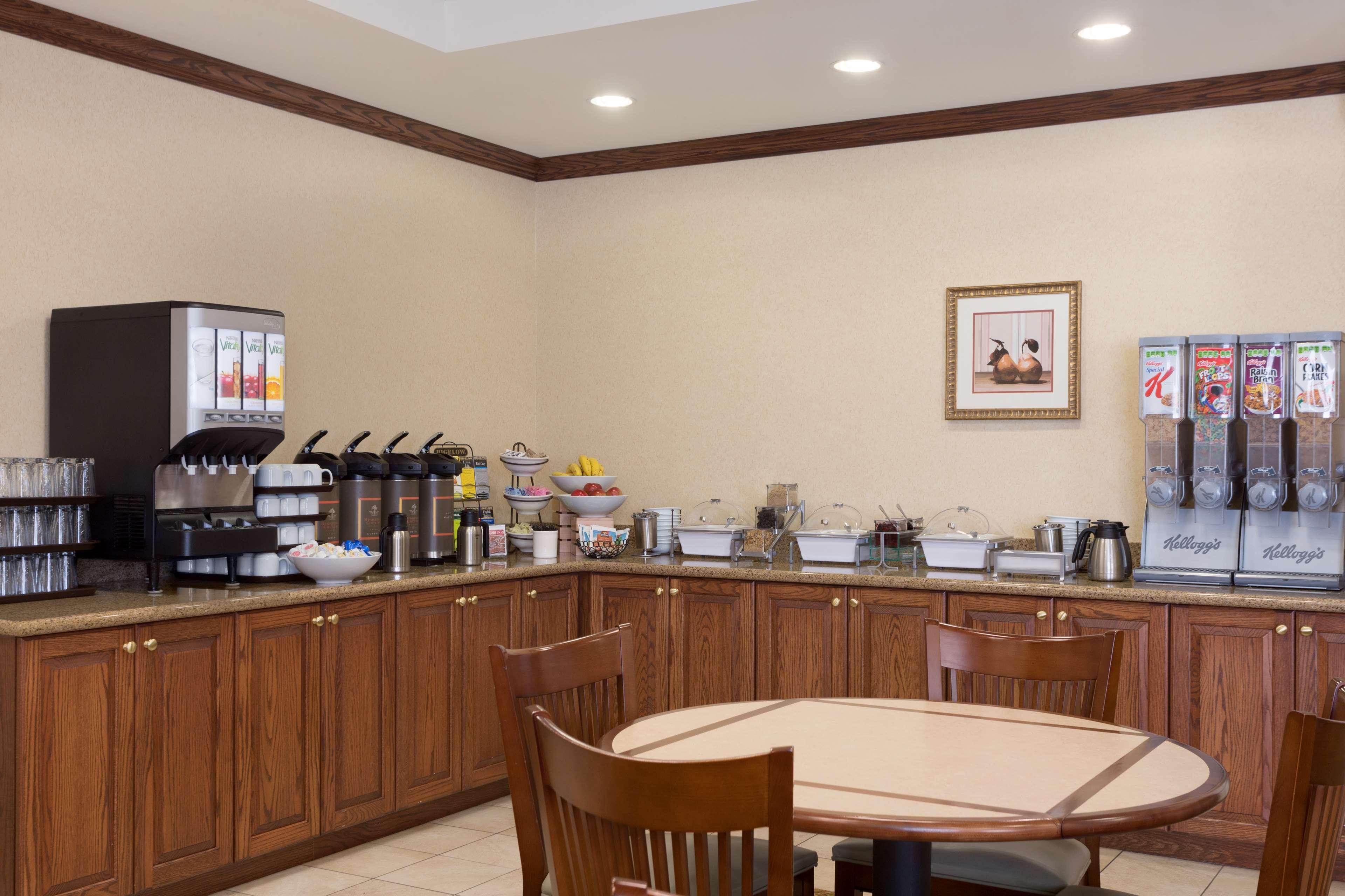 Country Inn & Suites by Radisson, State College (P