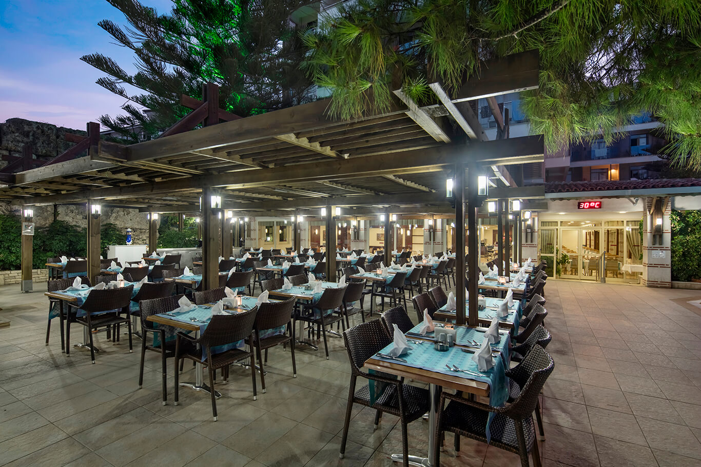 Trendy Hotel Side Beach