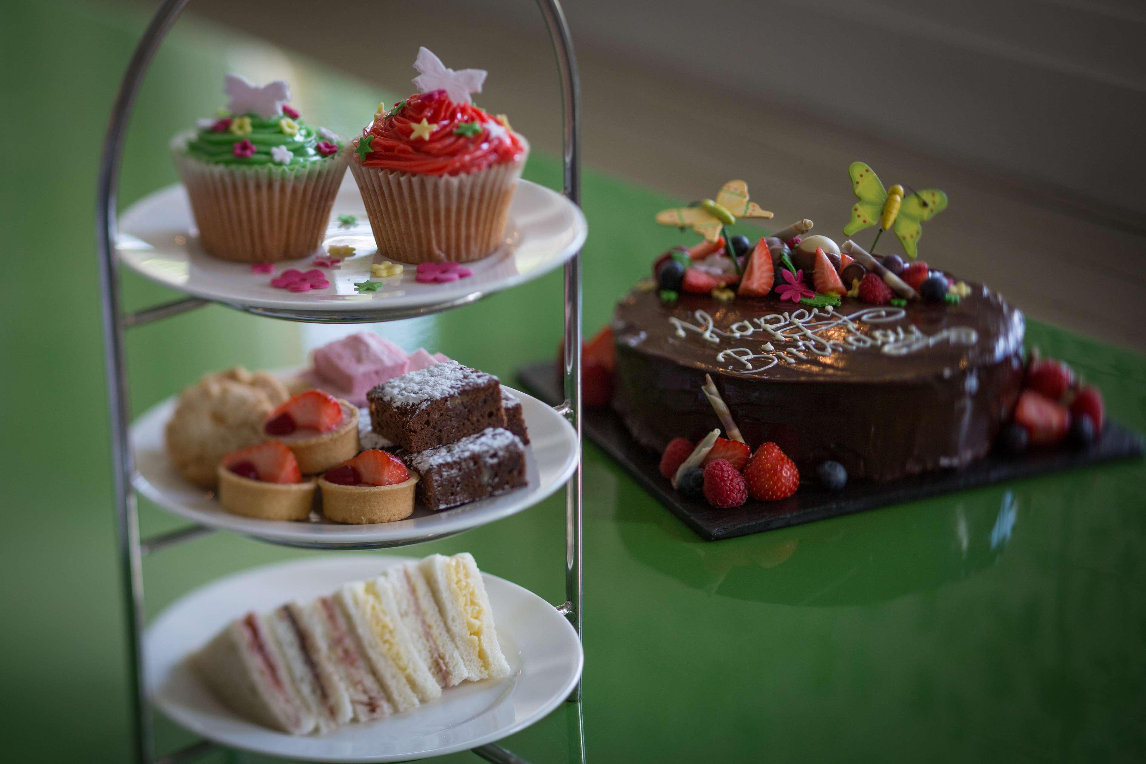 Stoke Place Hotel by null