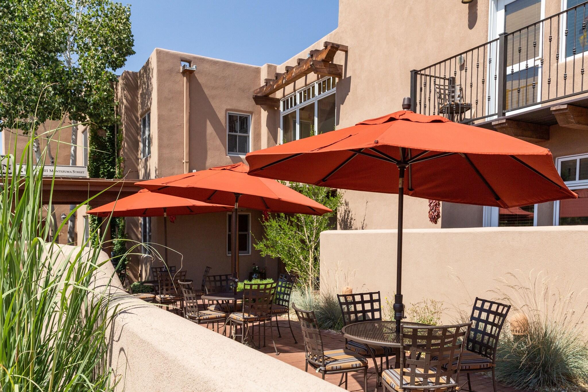 Piñon Court by La Fonda by null