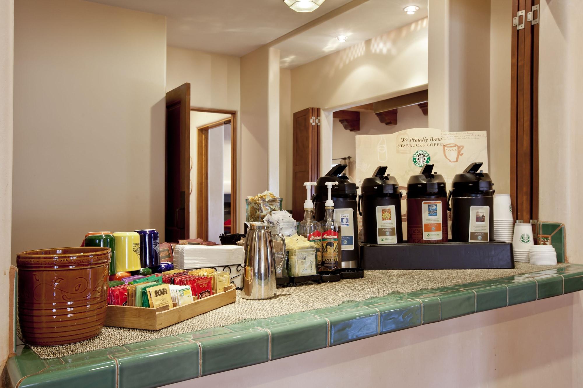 Piñon Court by La Fonda by null