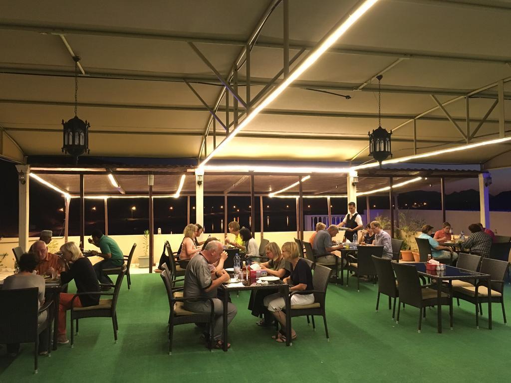 Al Ayjah Plaza Hotel by null