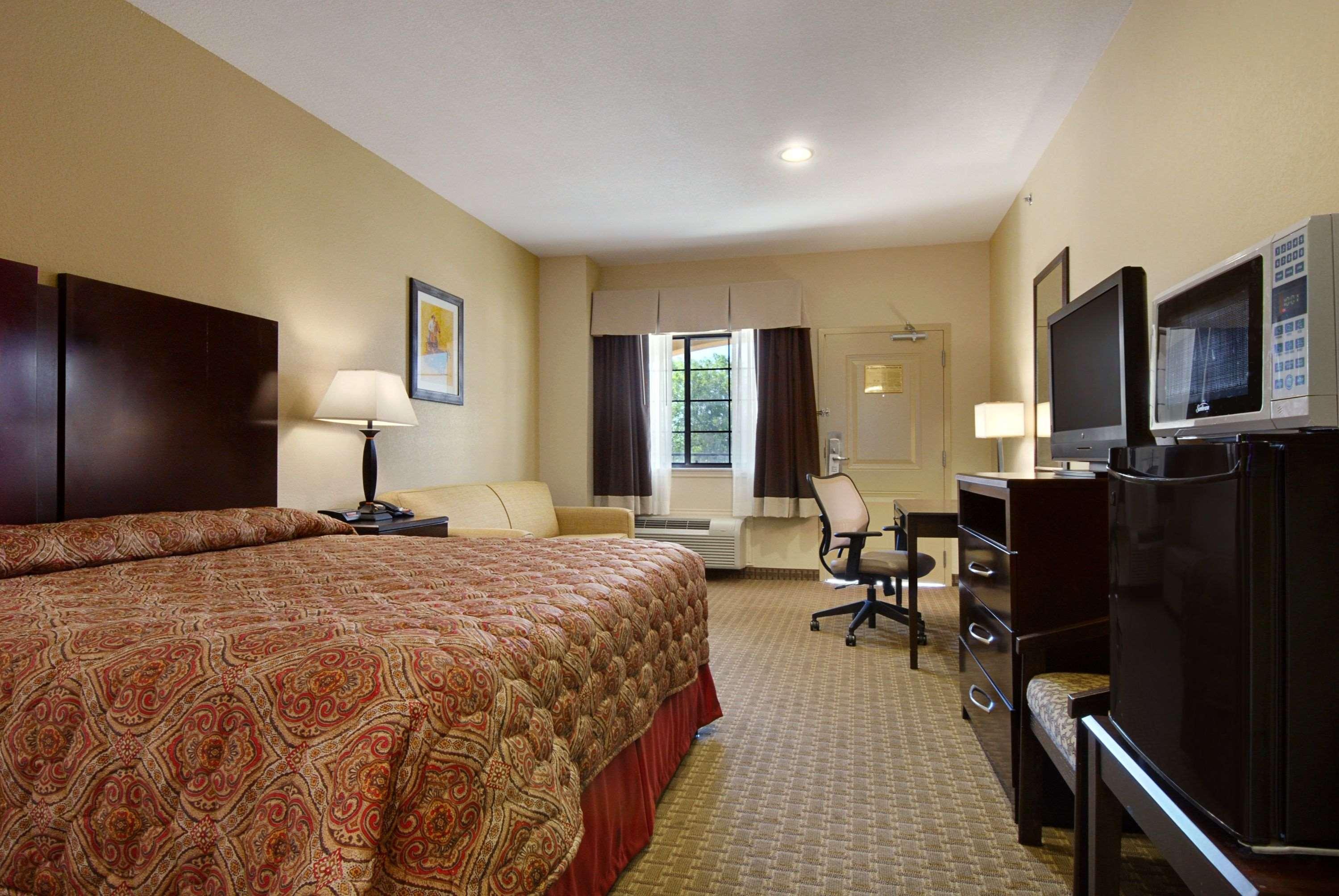 Super 8 By Wyndham Stephenville
