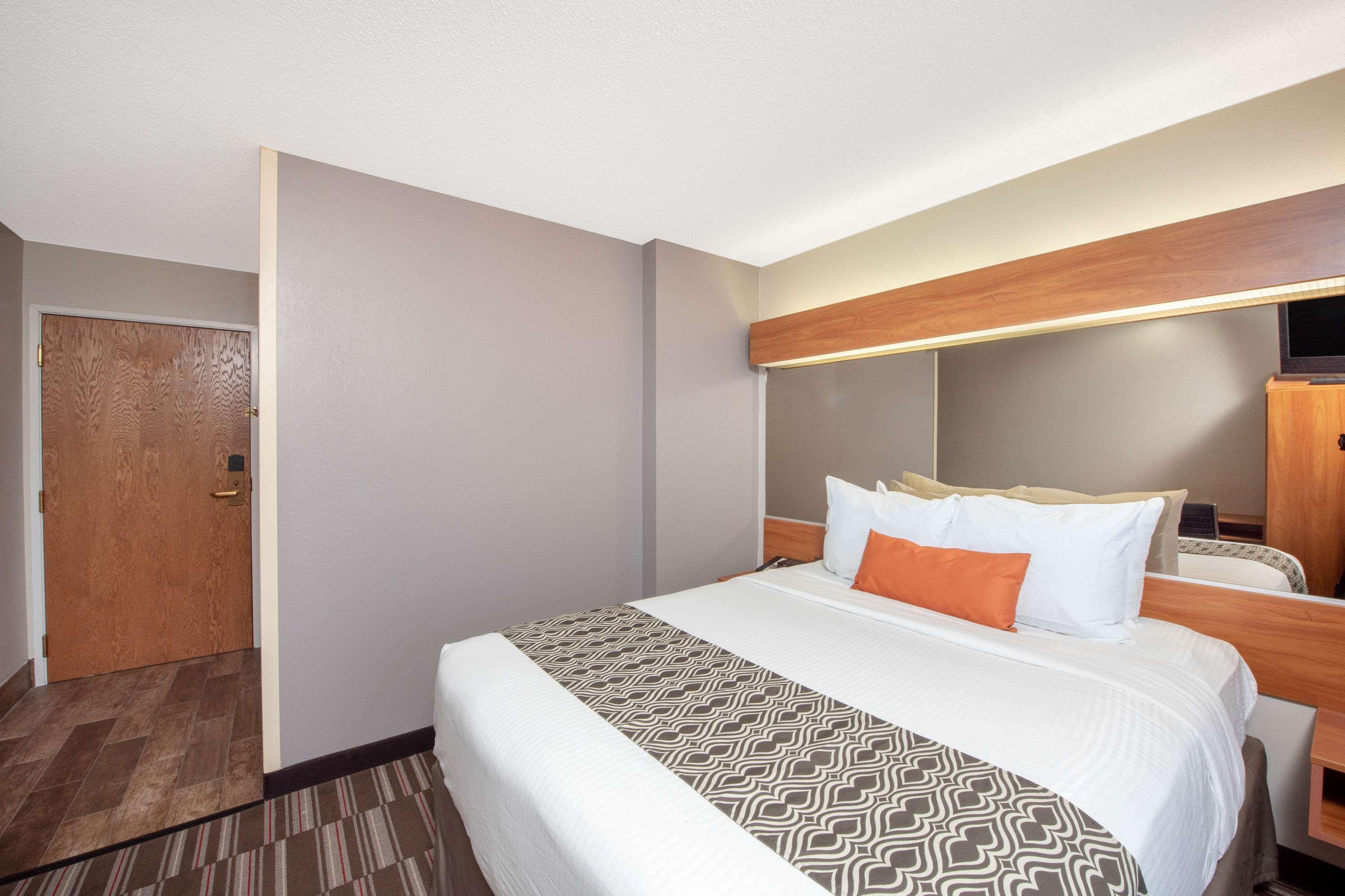 Microtel Inn & Suites By Wyndham Springfield