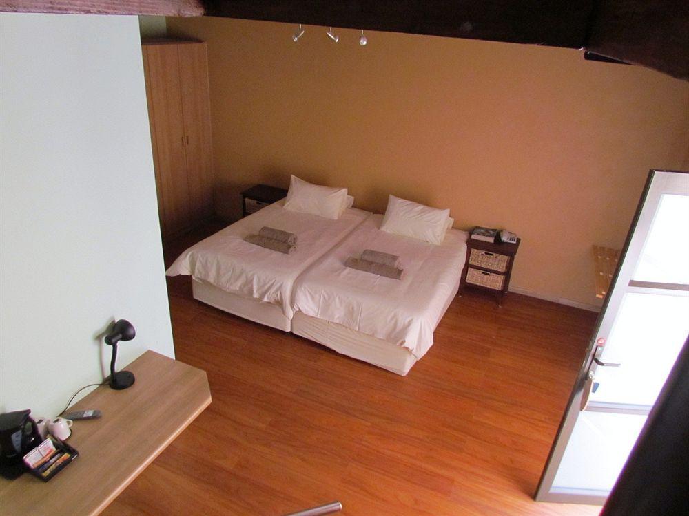 Hotel Deutsches Haus by null