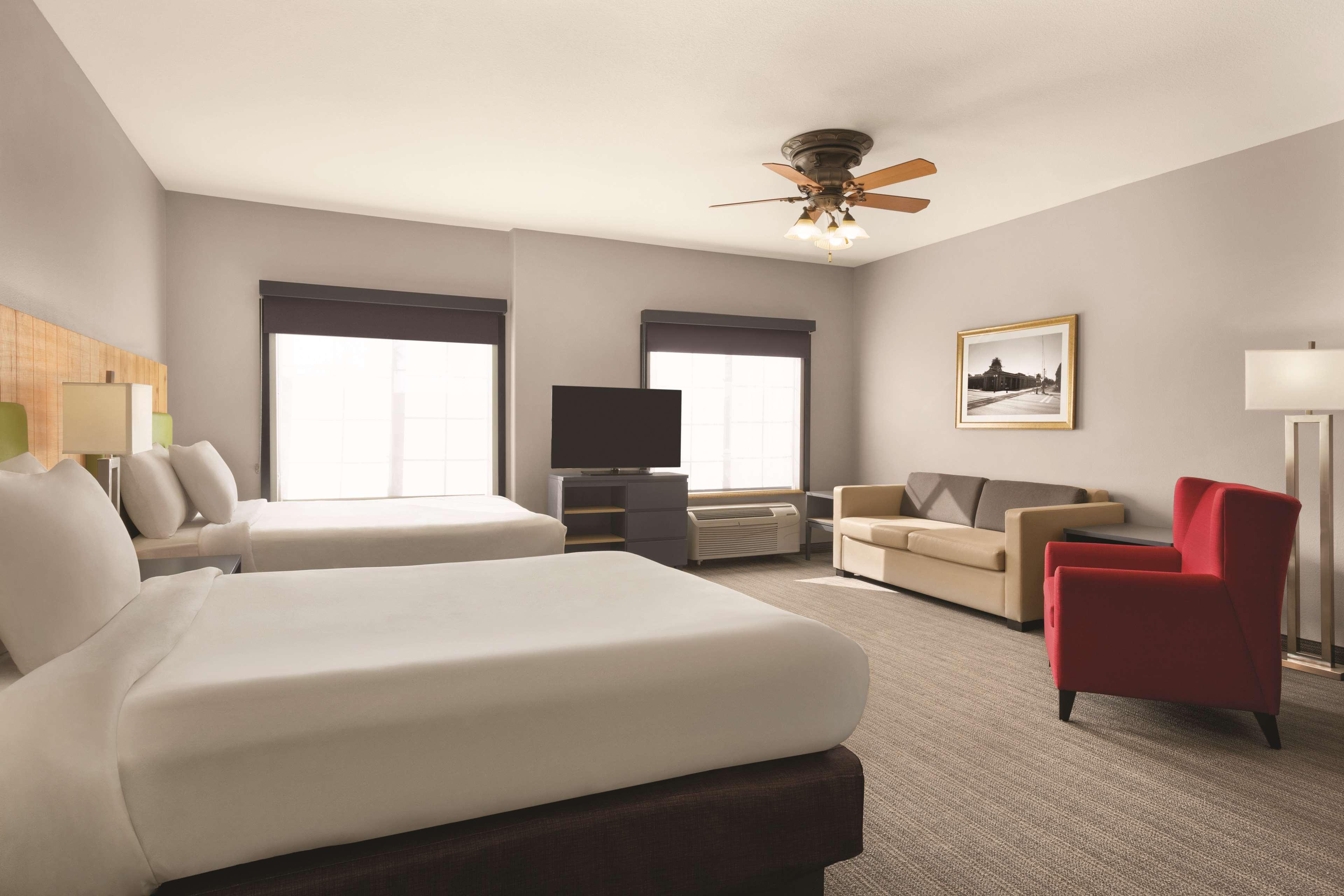 Spark By Hilton Redlands