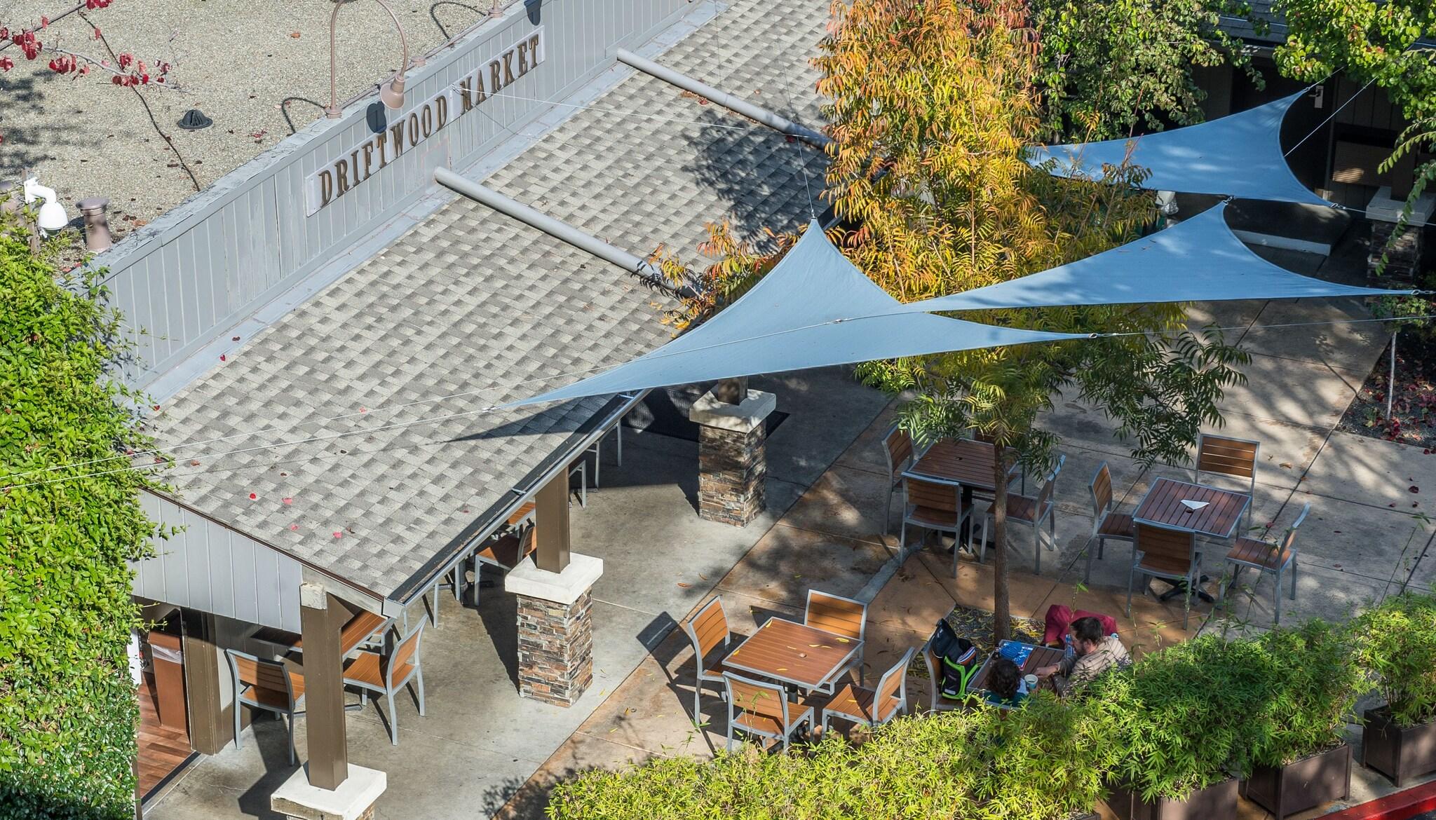 Creekside Inn