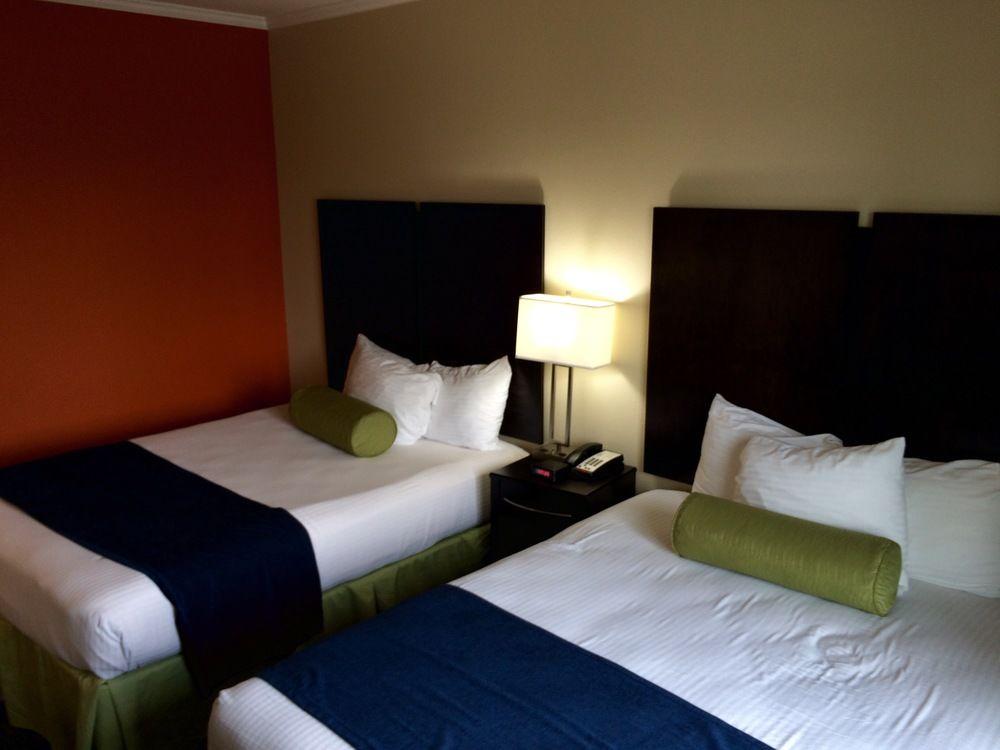 City View Inn & Suites by null