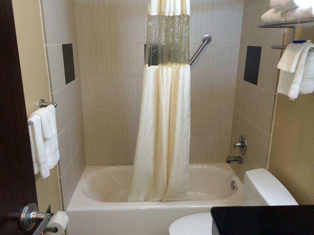City View Inn & Suites by null