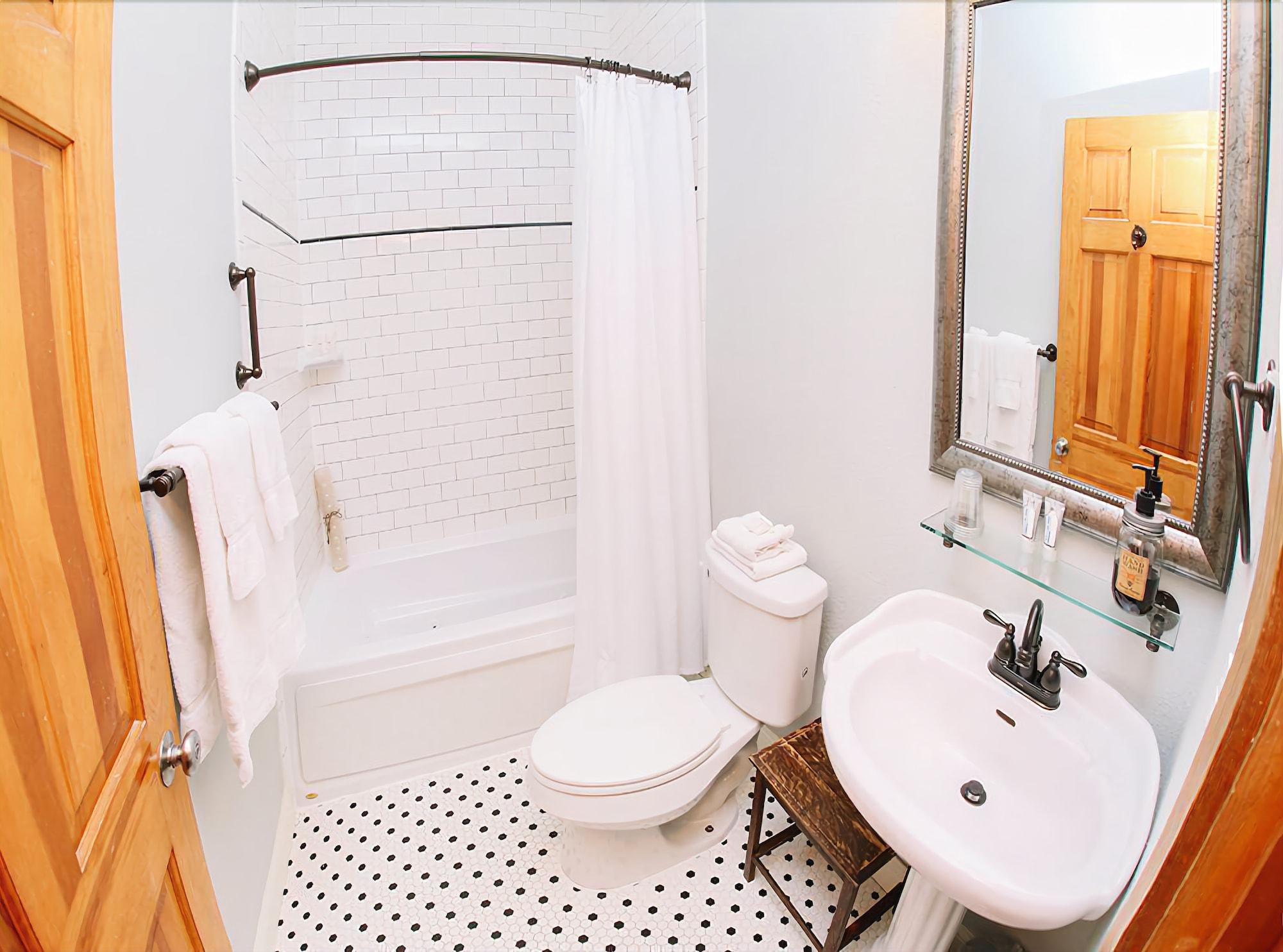 Inn on the Riverwalk by null