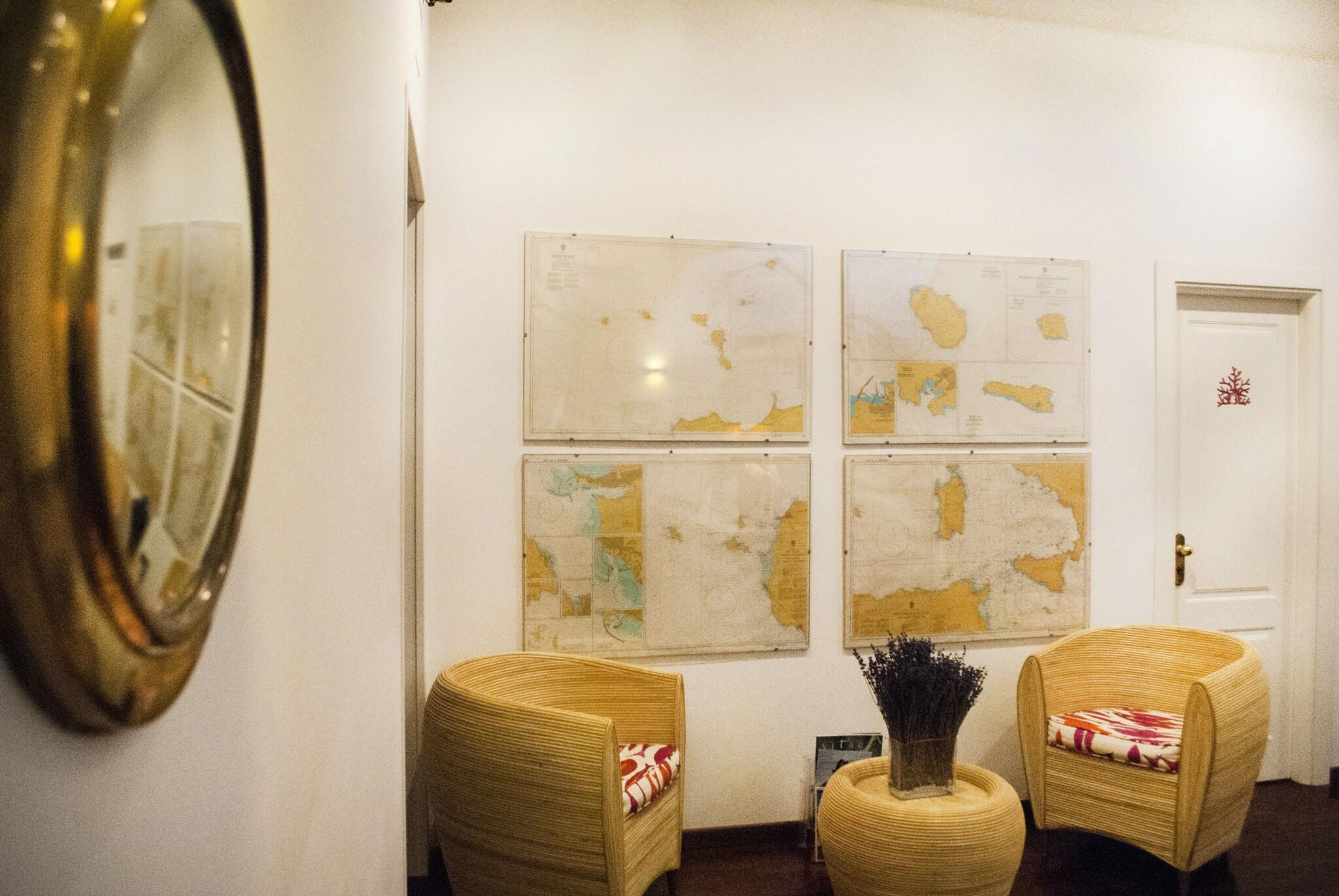 L'Approdo Delle Sirene by null