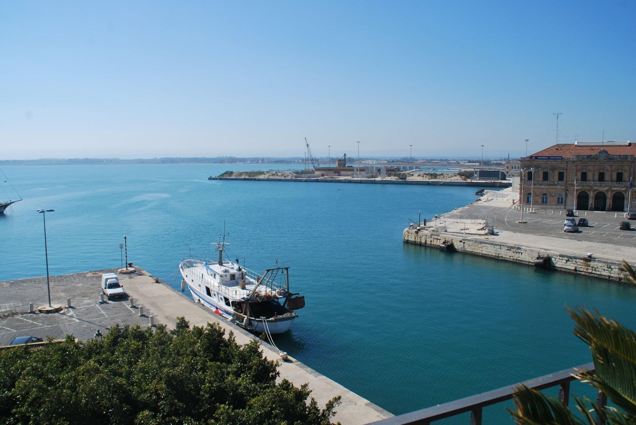 L'Approdo Delle Sirene by null