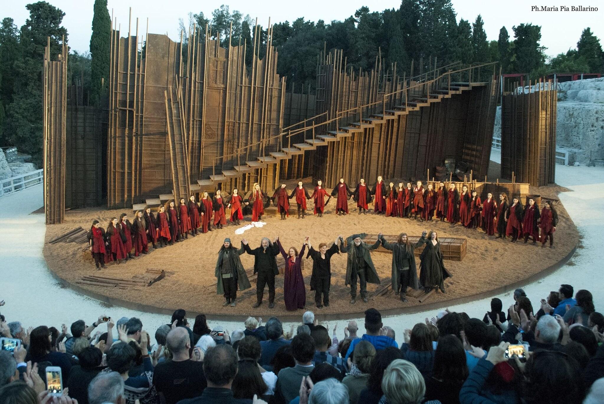 L'Approdo Delle Sirene by null