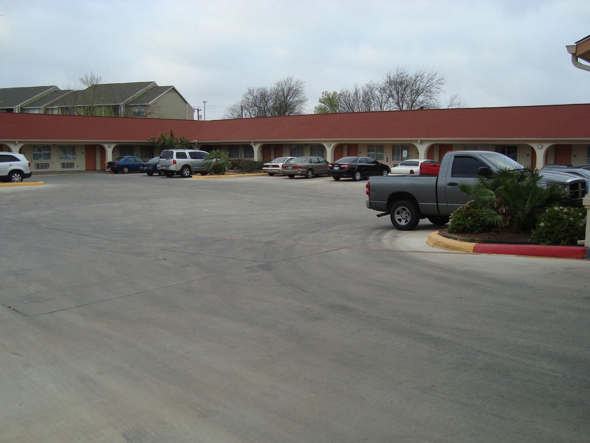 Winnquest Inn
