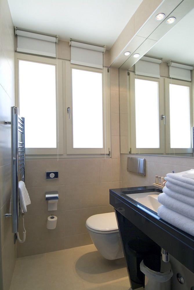 Vestibul Palace - фото