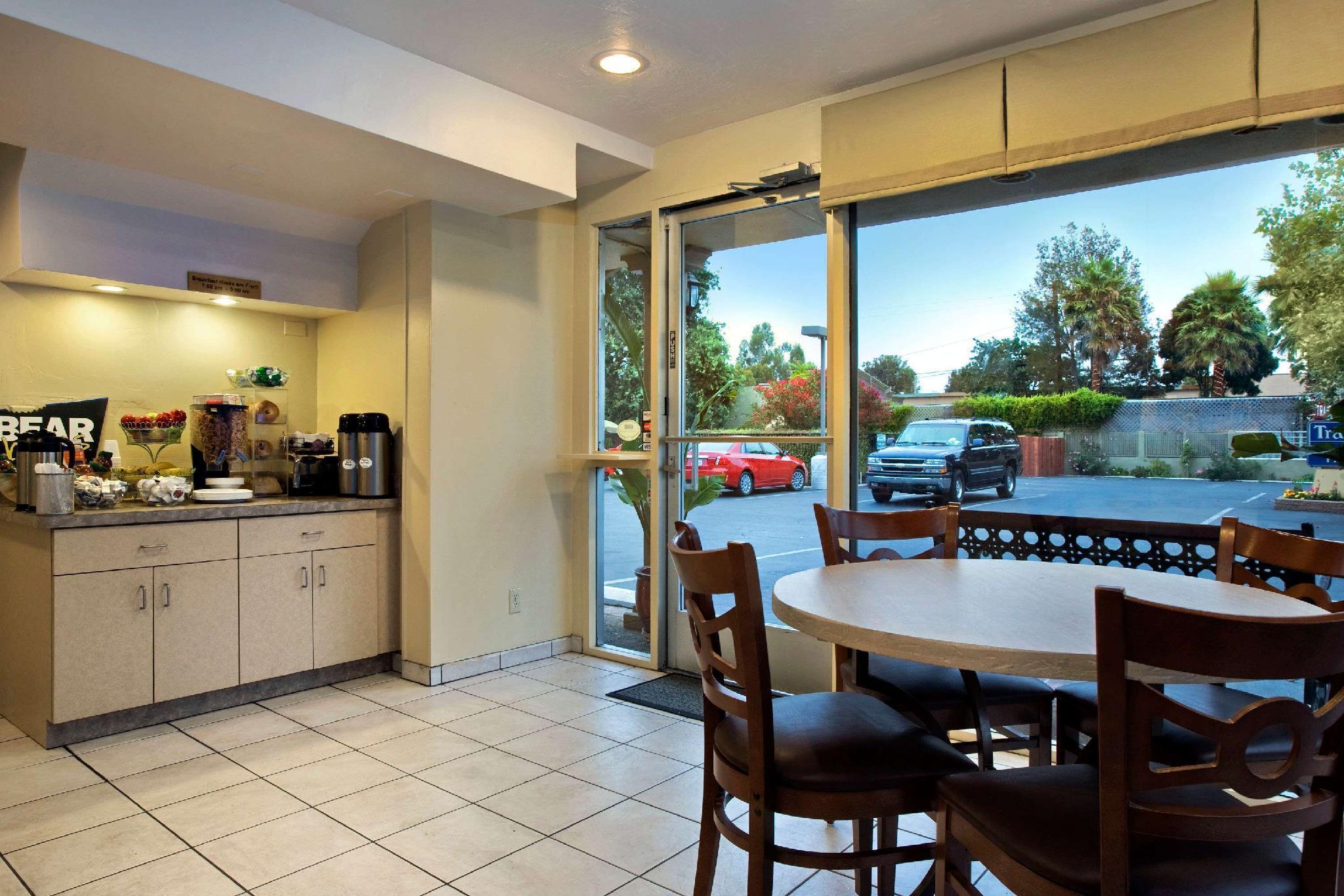 Travelodge by Wyndham Palo Alto Silicon Valley