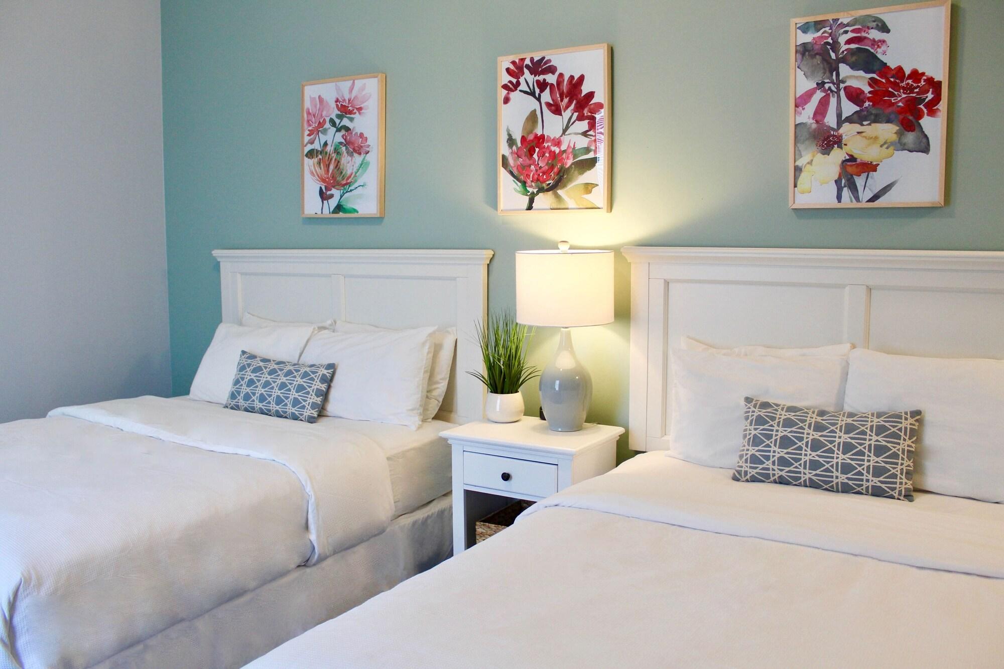 Island House Hotel by null