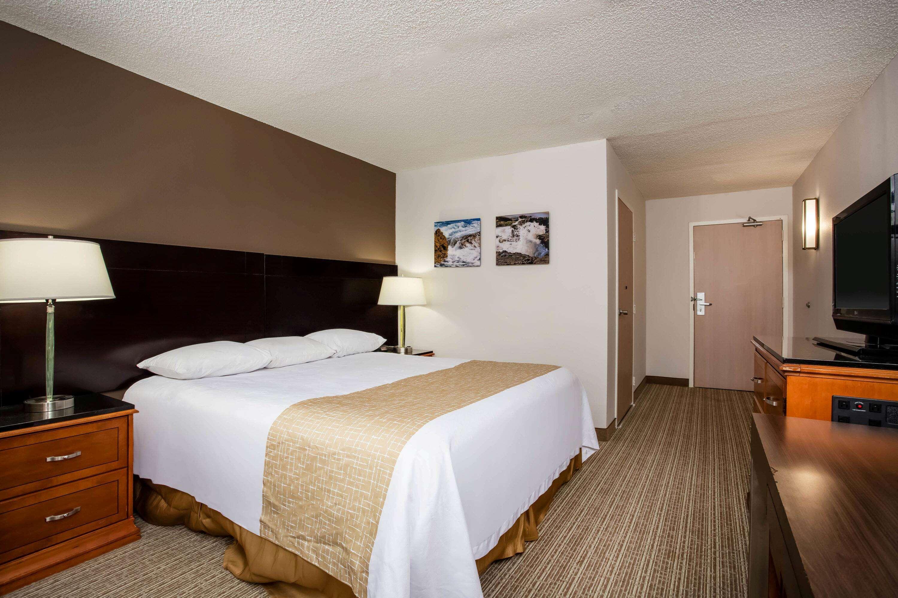 Travelodge By Wyndham Fort Wayne North