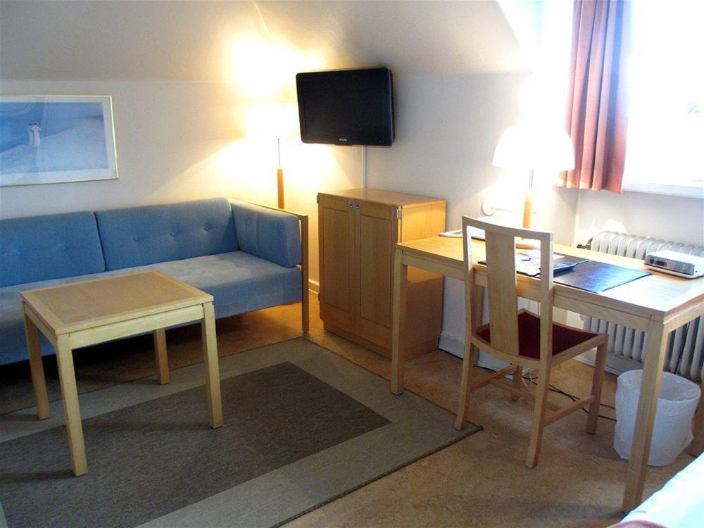 Akademihotellet by null