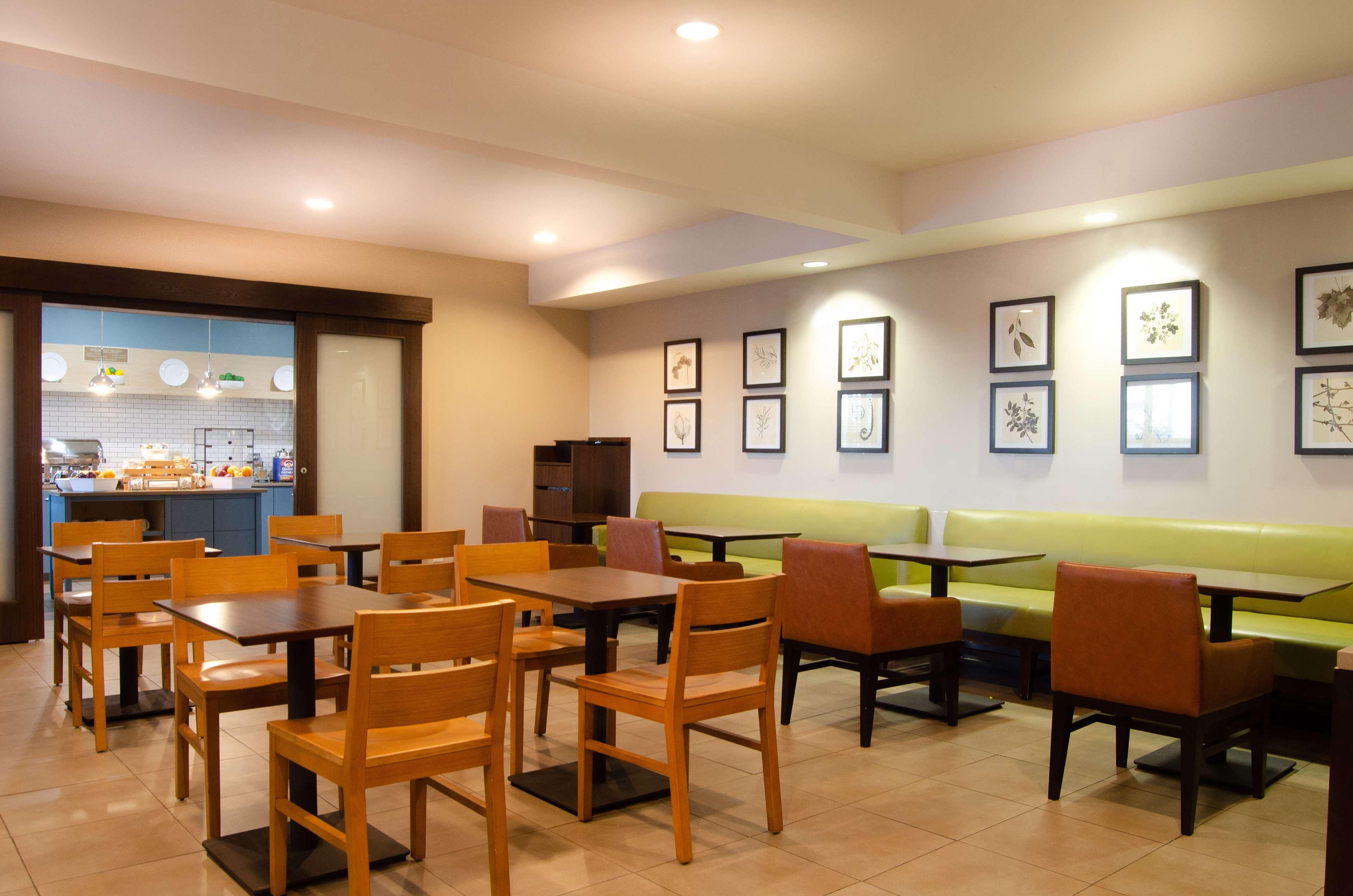 Country Inn & Suites By Radisson, Tuscaloosa, Al