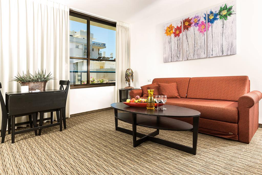 Hotel Arbel Tel Aviv | מלון ארבל תל אביב by null