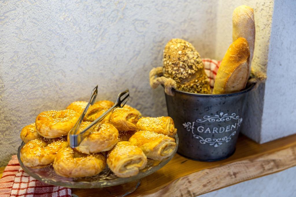 Hotel Arbel Tel Aviv | מלון ארבל תל אביב by null