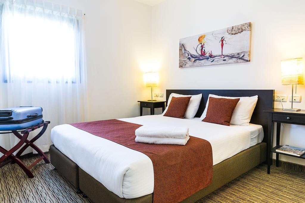 Hotel Arbel Tel Aviv | מלון ארבל תל אביב by null