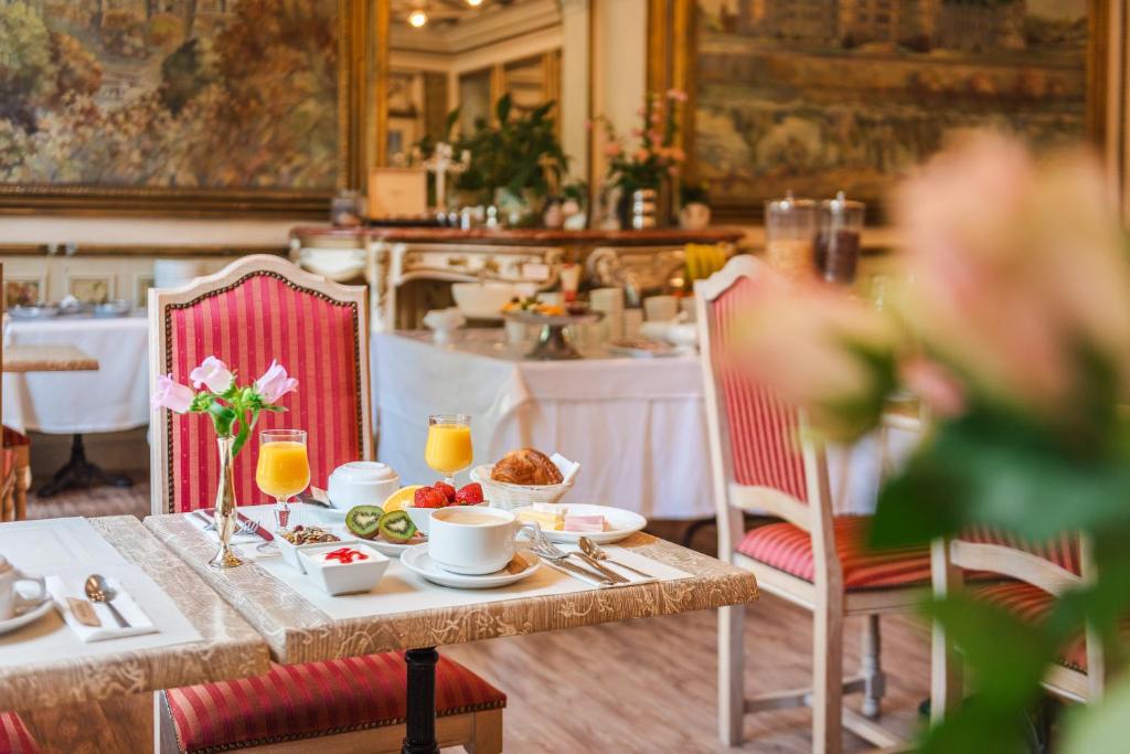 Hotel De France Et De Guise