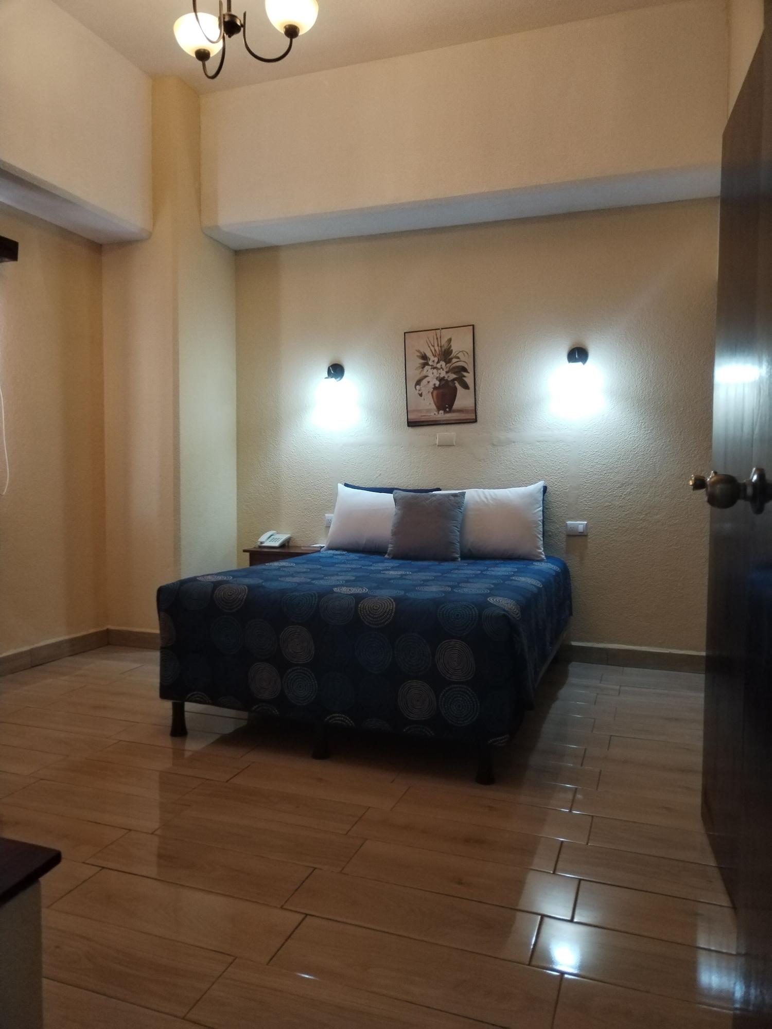Hotel Sevilla by null