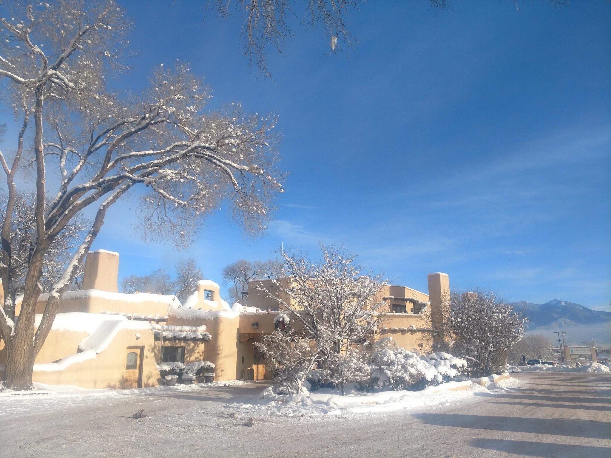 Sagebrush Inn & Suites by null