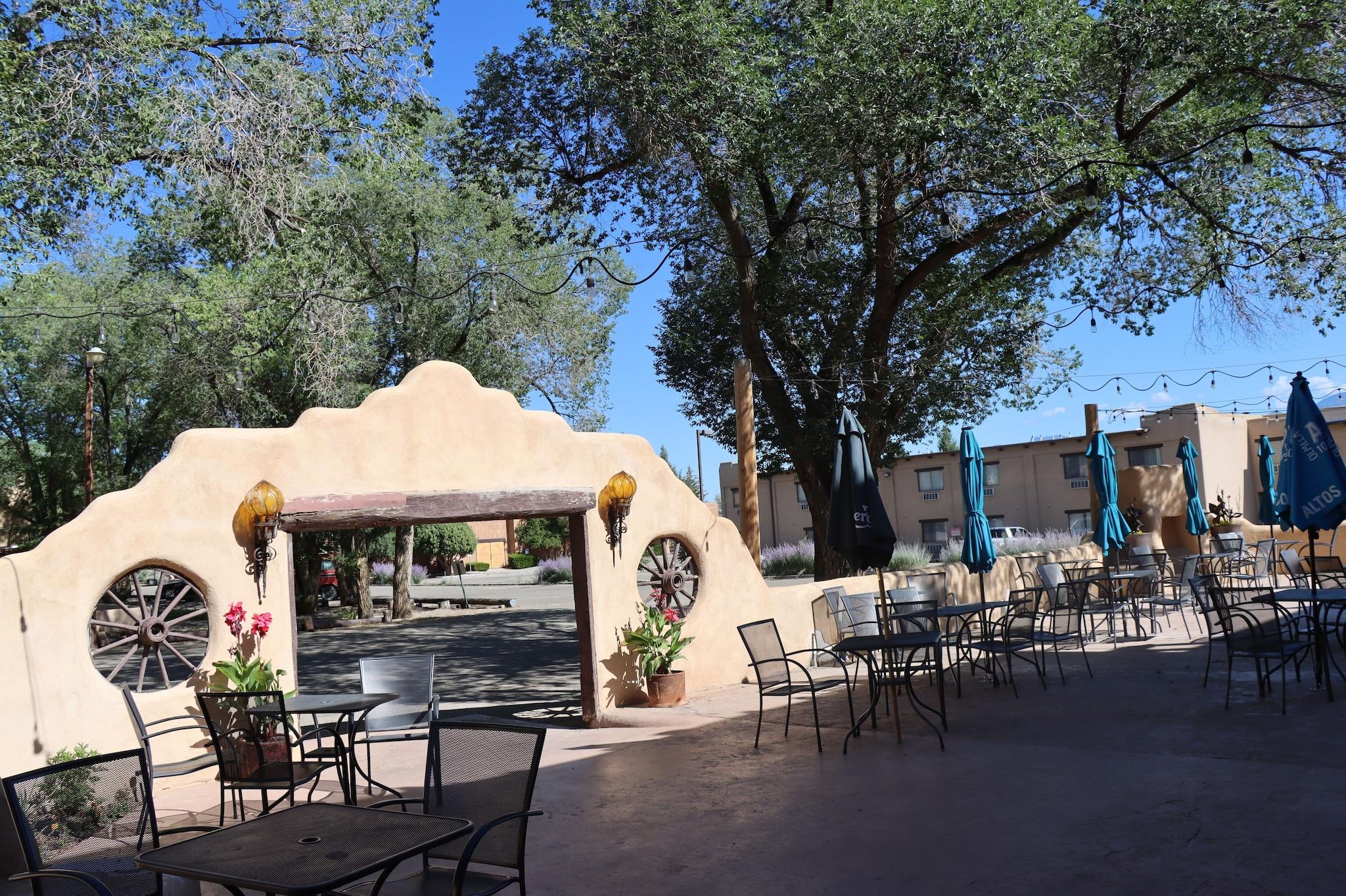Sagebrush Inn and Suites