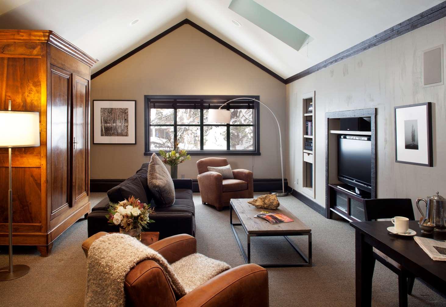 Palisades Tahoe Lodge Rentals by null