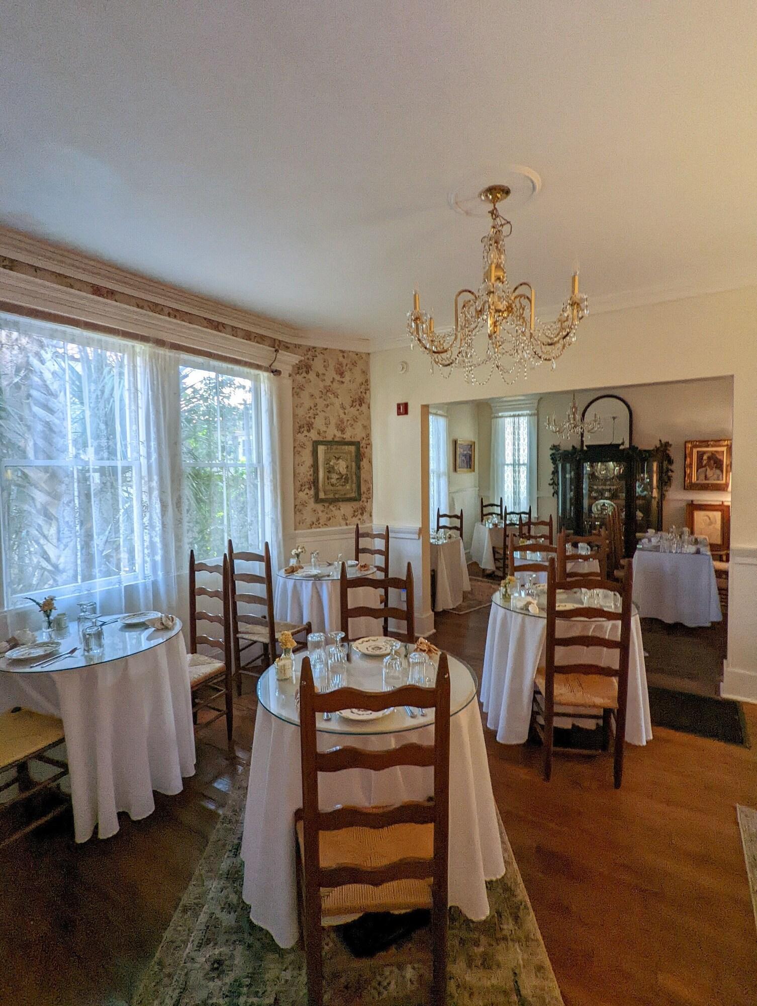 The Old Powder House Inn B&B