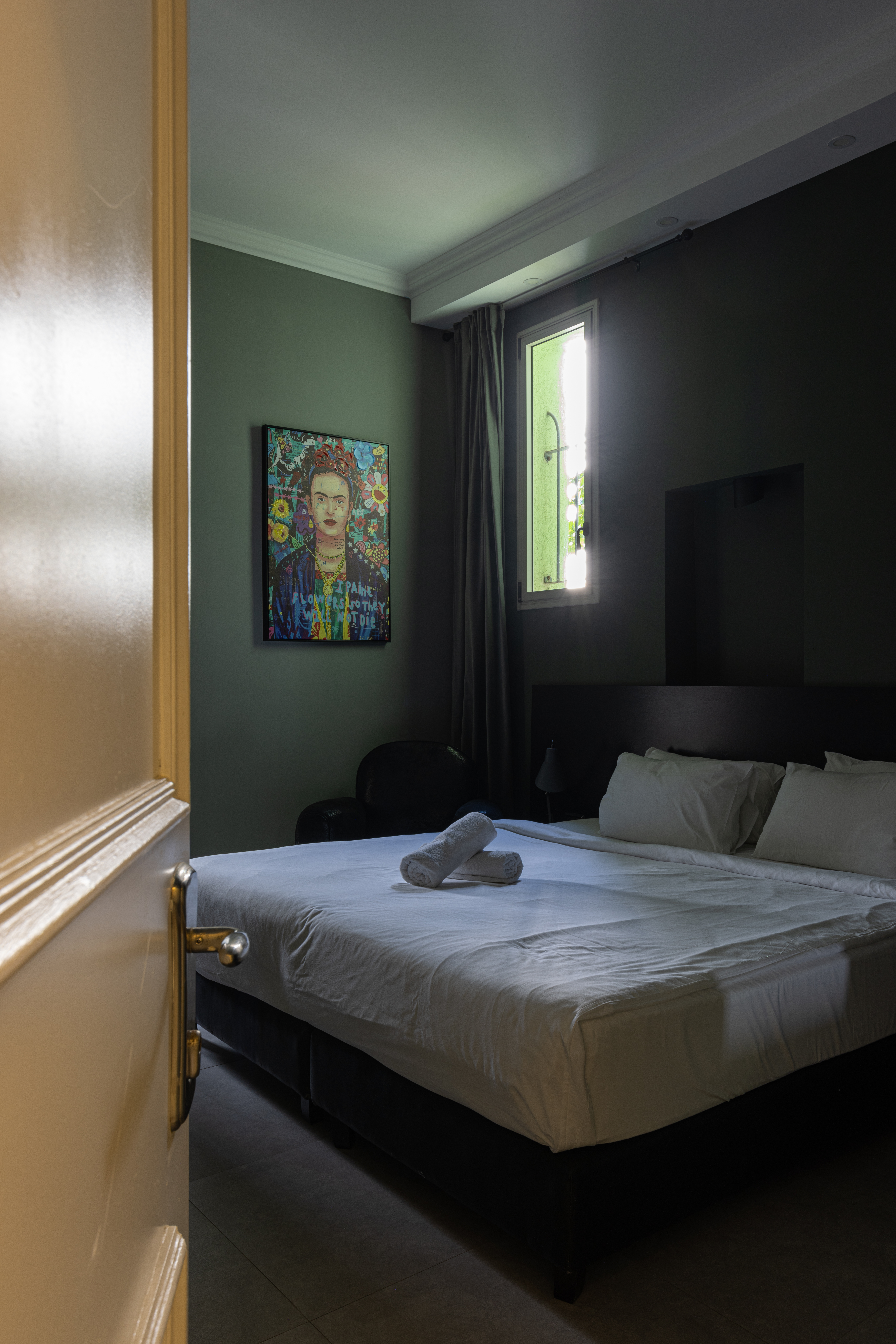 Residence Suites