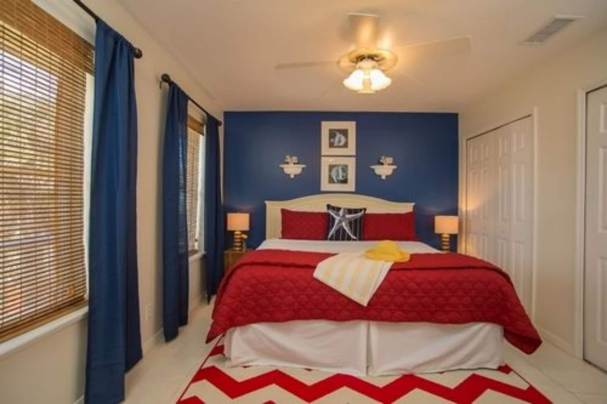 Bayfront Marin House by null