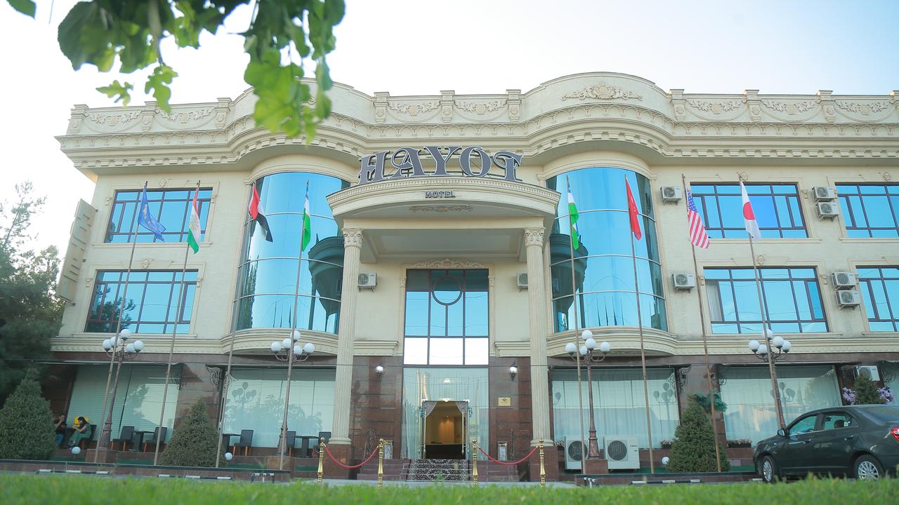 Hayot Hotel image
