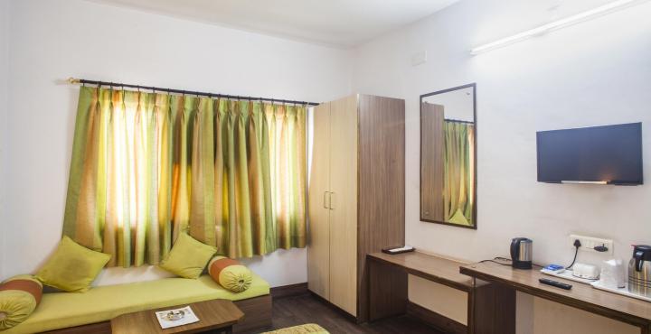 Hotel Gorbandh