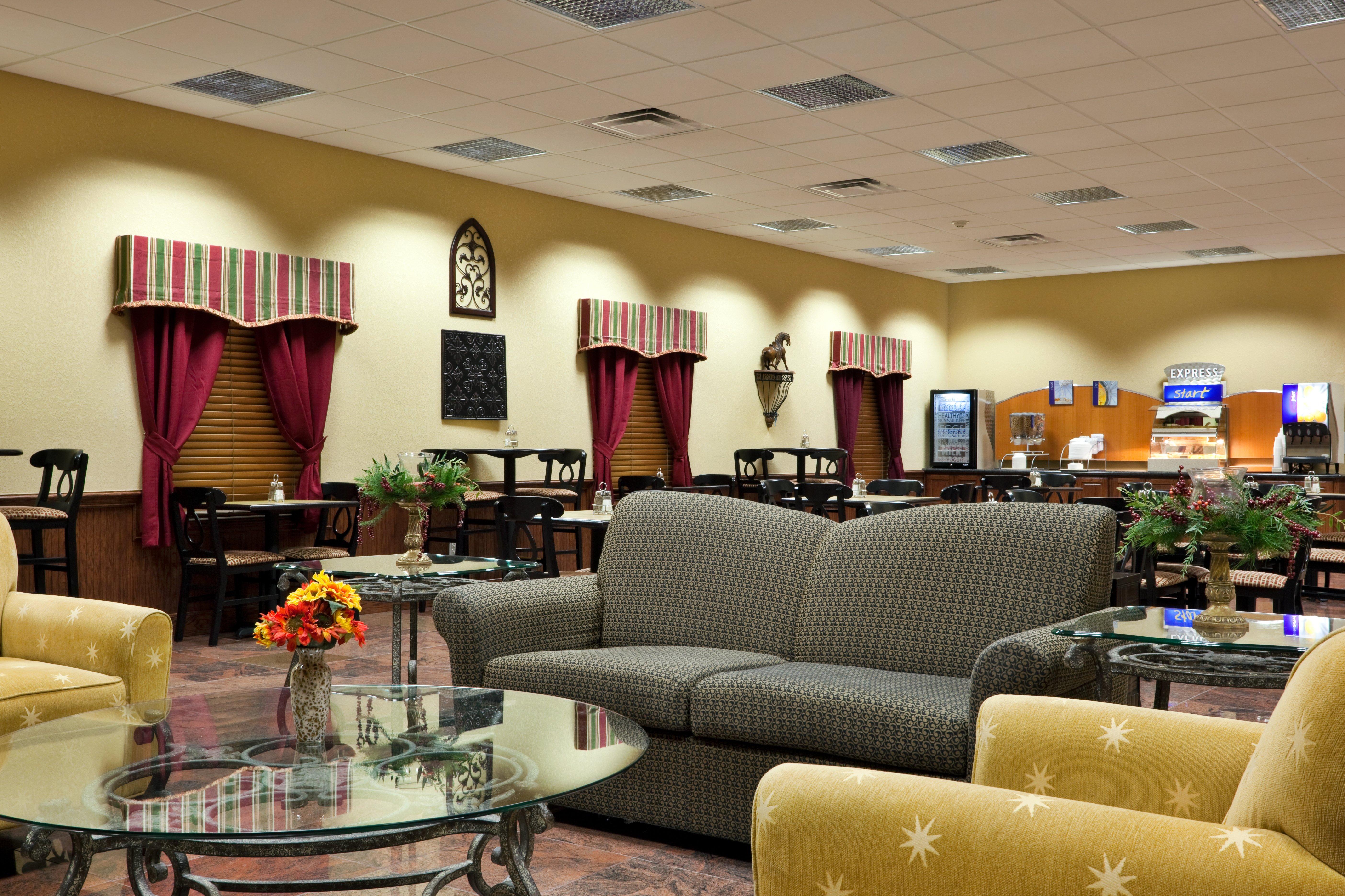 Holiday Inn Express Salado-Belton