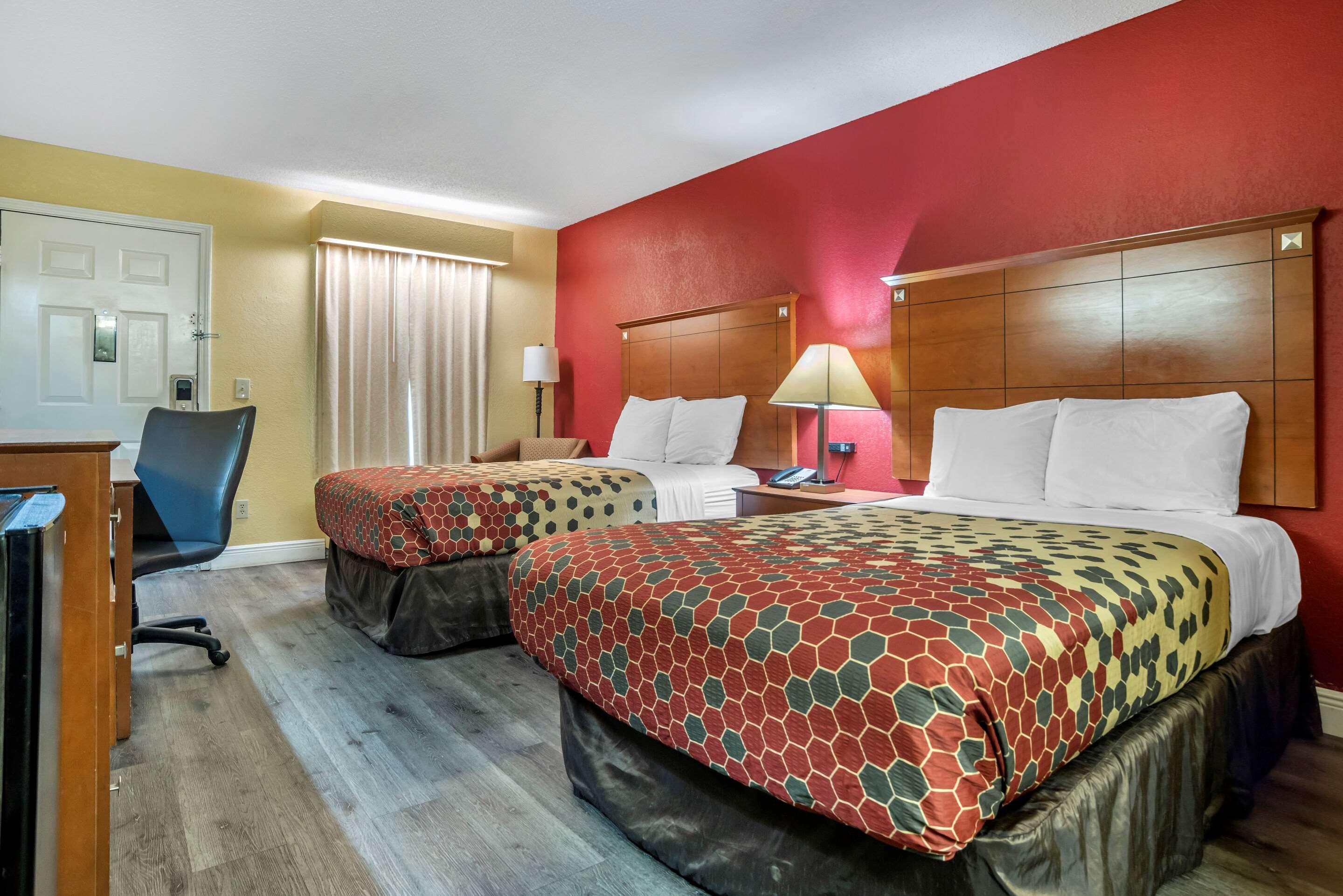 Econo Lodge Tupelo