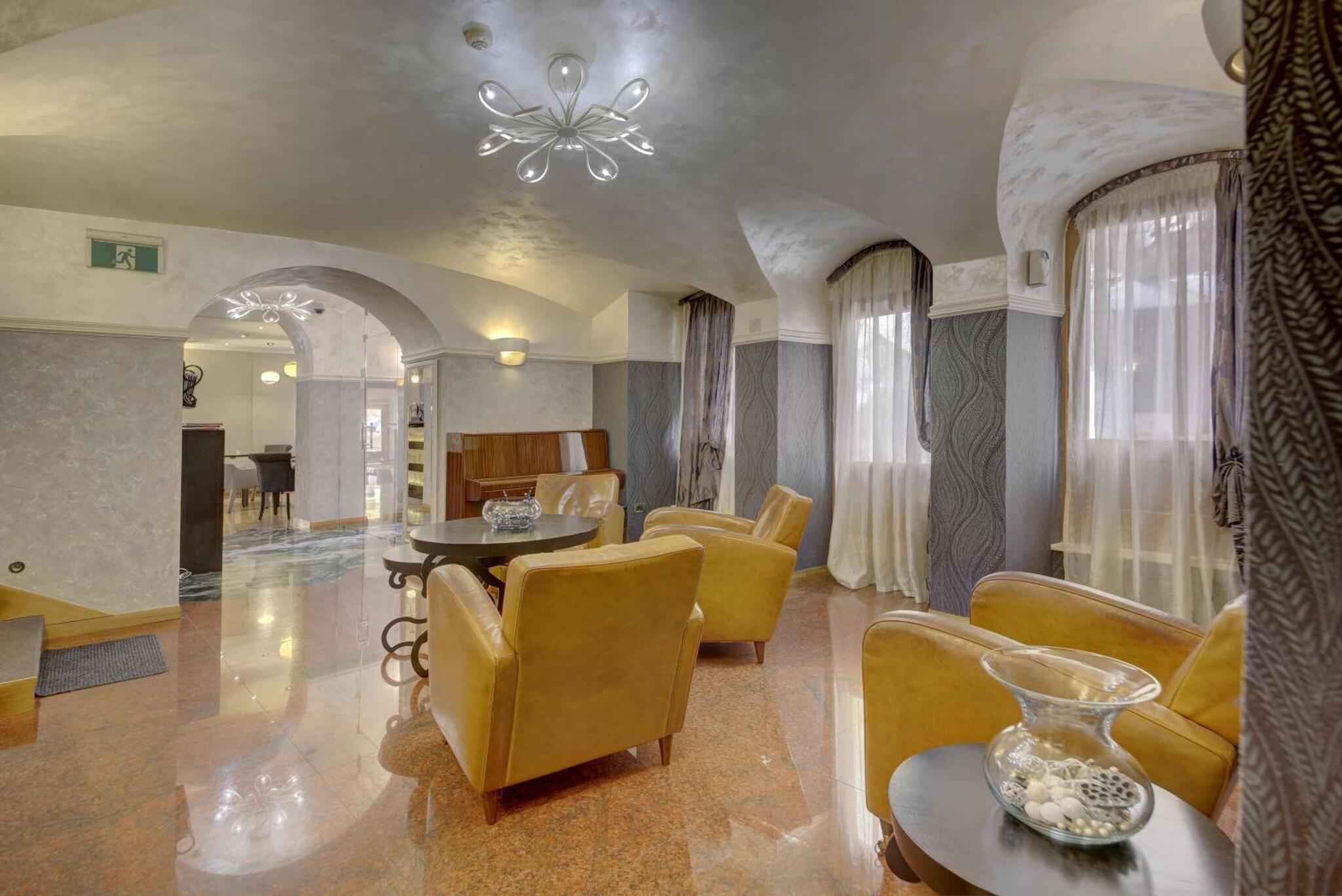 Hotel Vardar by null