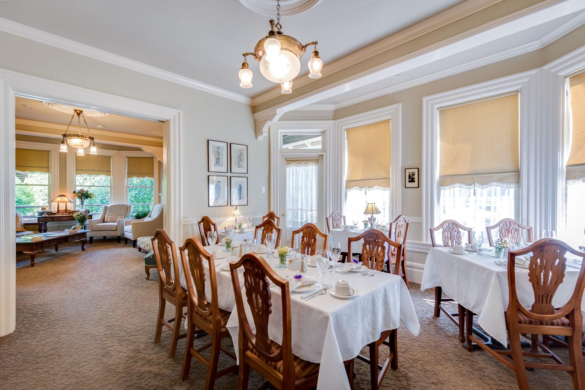 O Canada House B&B