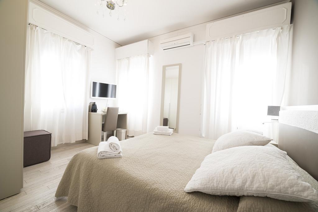 Al Portico Guest House - photo
